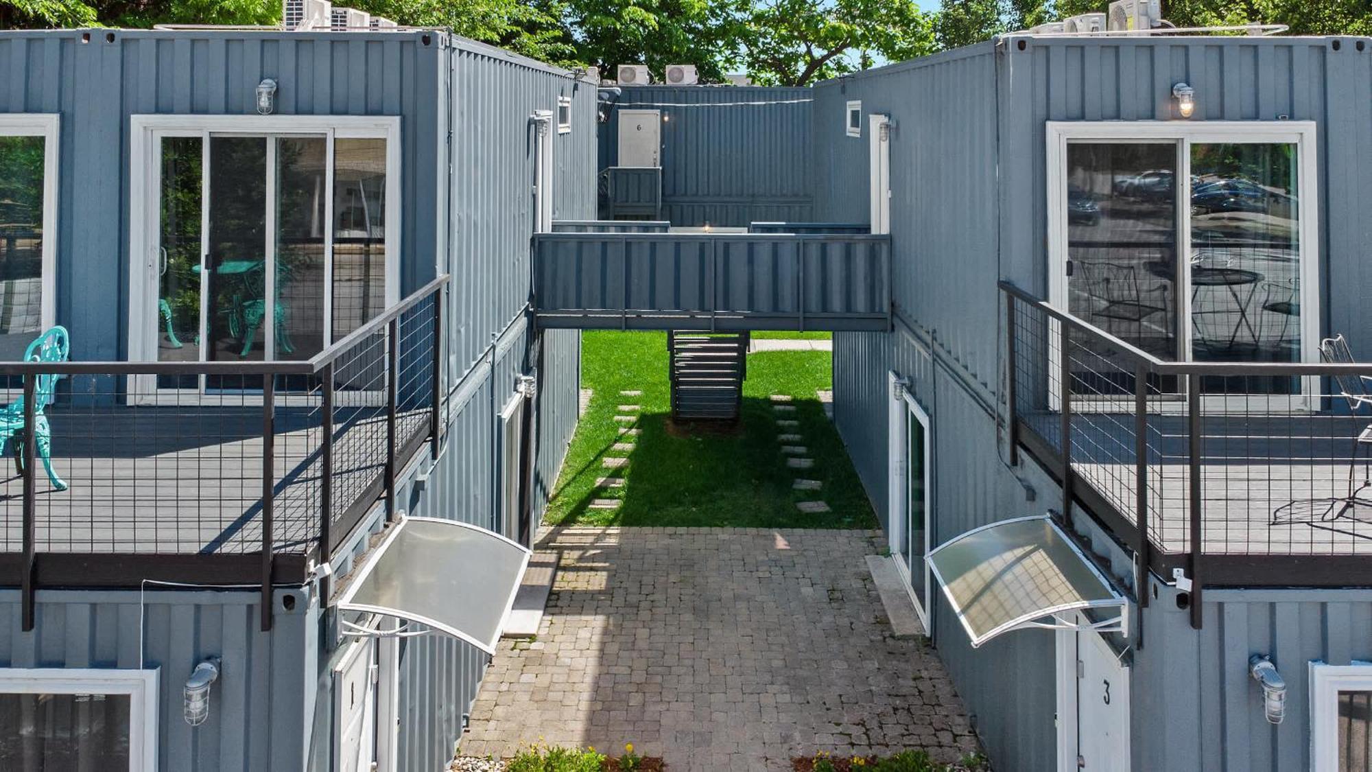 Experience The Unique Re-Nu Shipping Container #5 Lägenhet Louisville Exteriör bild