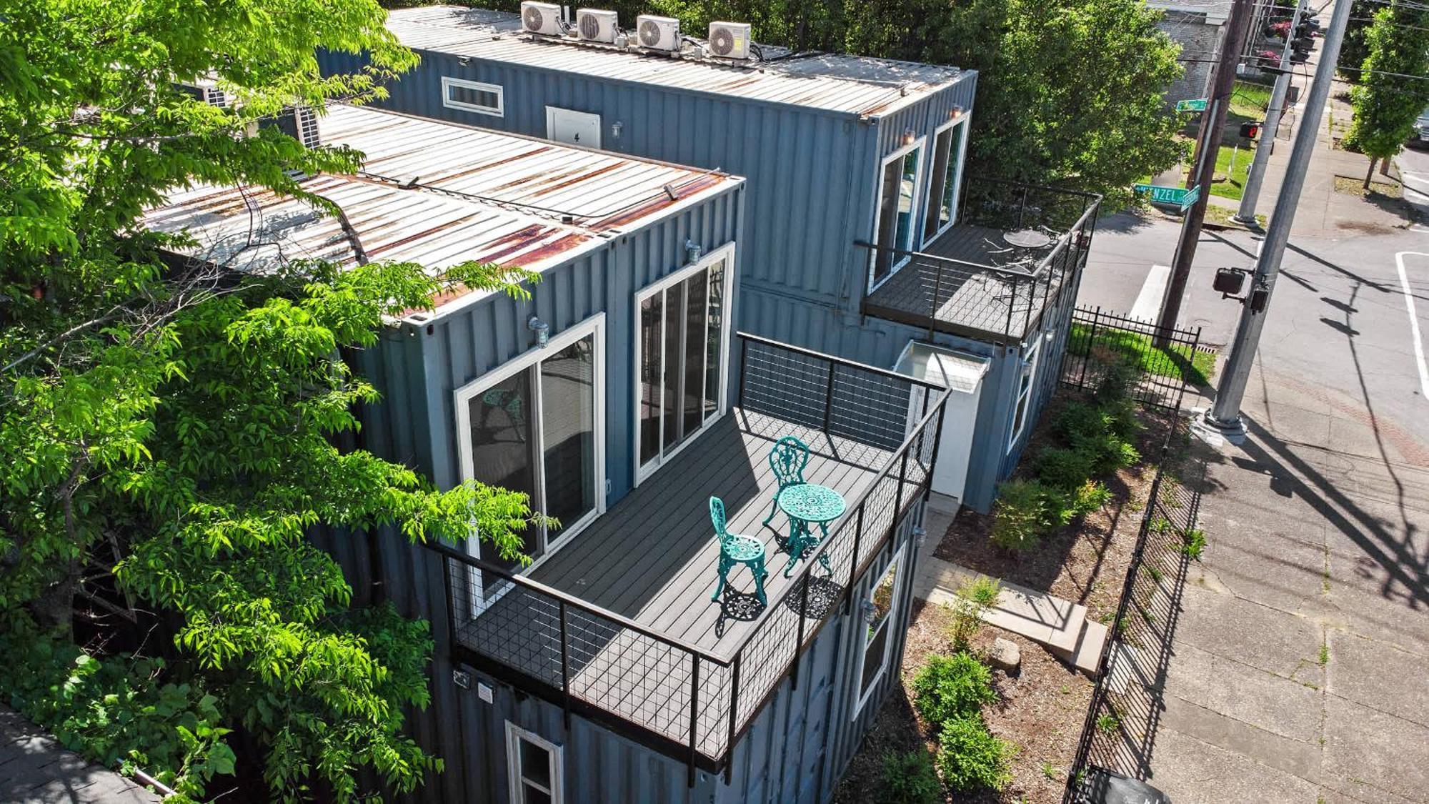Experience The Unique Re-Nu Shipping Container #5 Lägenhet Louisville Exteriör bild