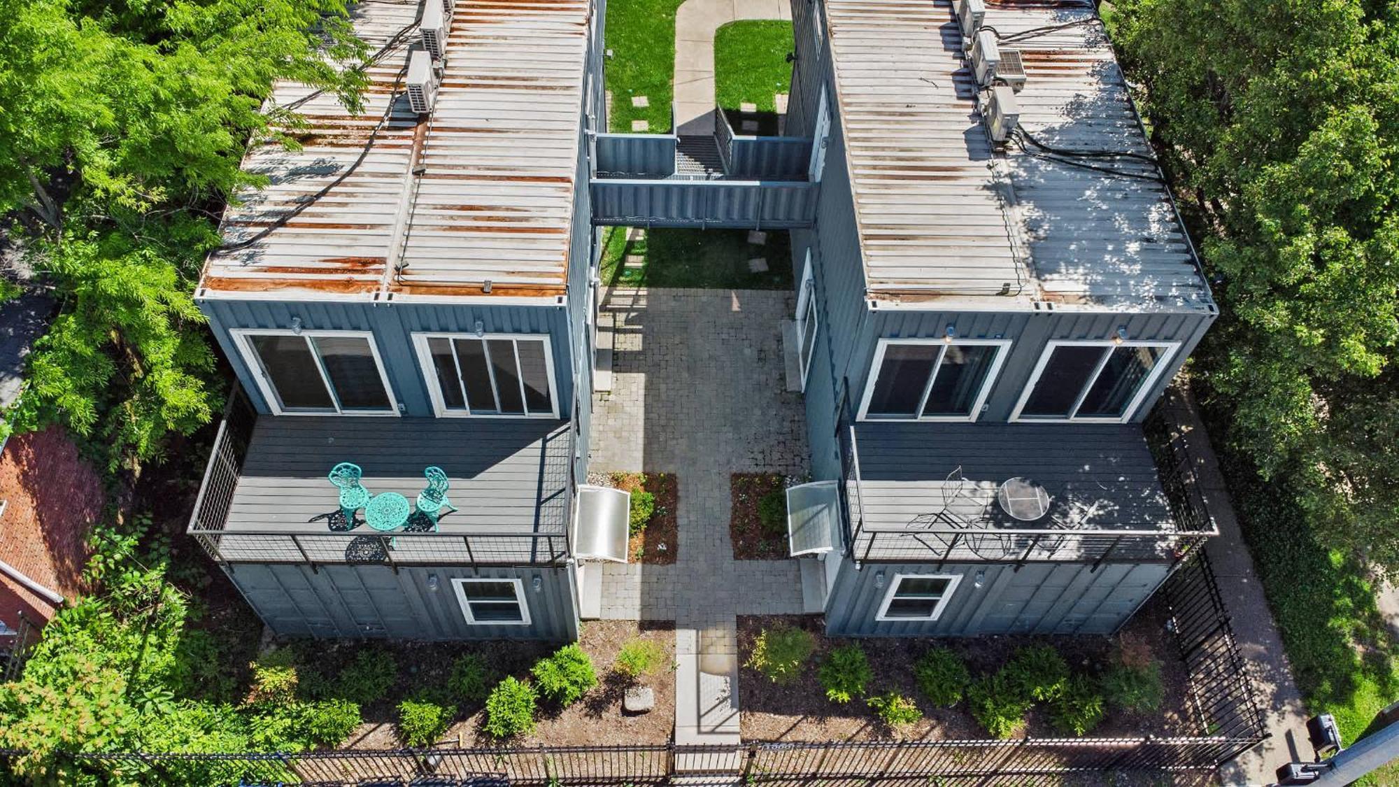 Experience The Unique Re-Nu Shipping Container #5 Lägenhet Louisville Exteriör bild